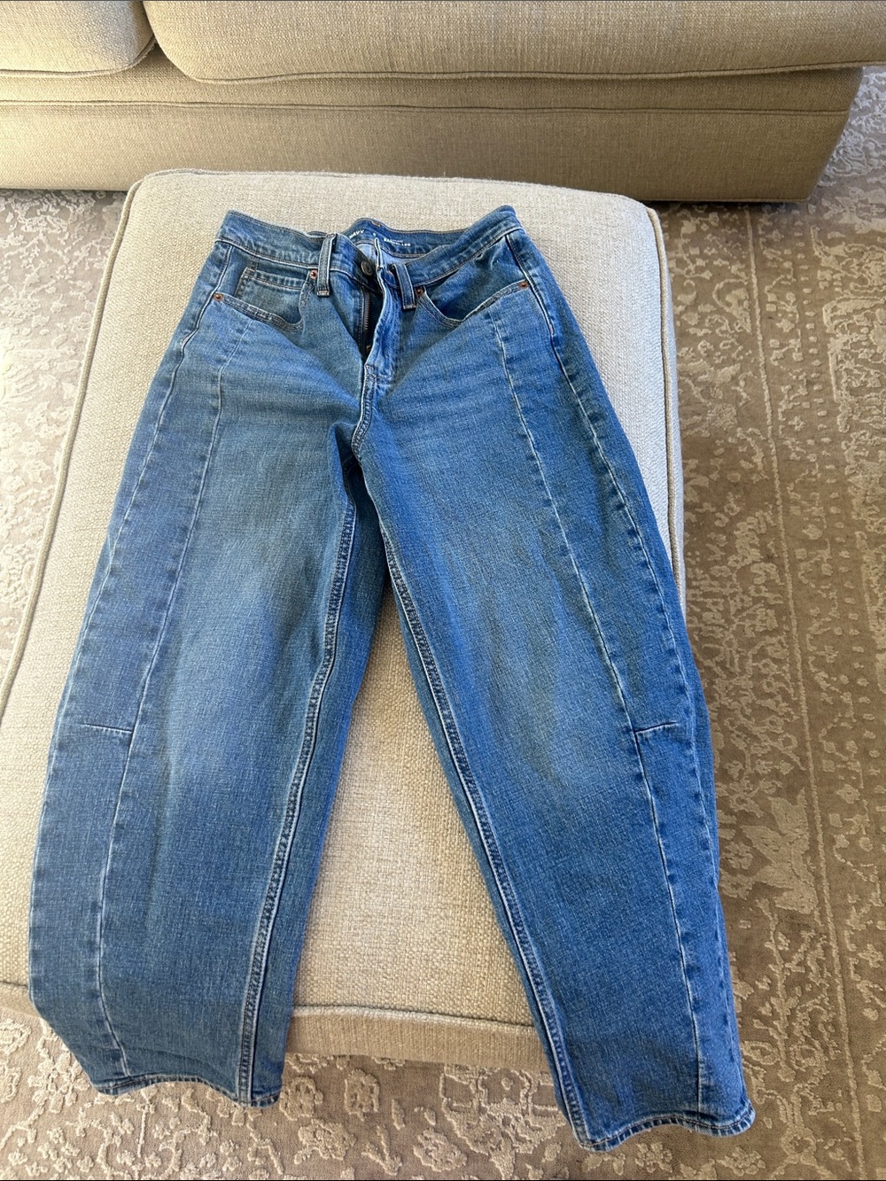 Old navy high rise barrel Jean